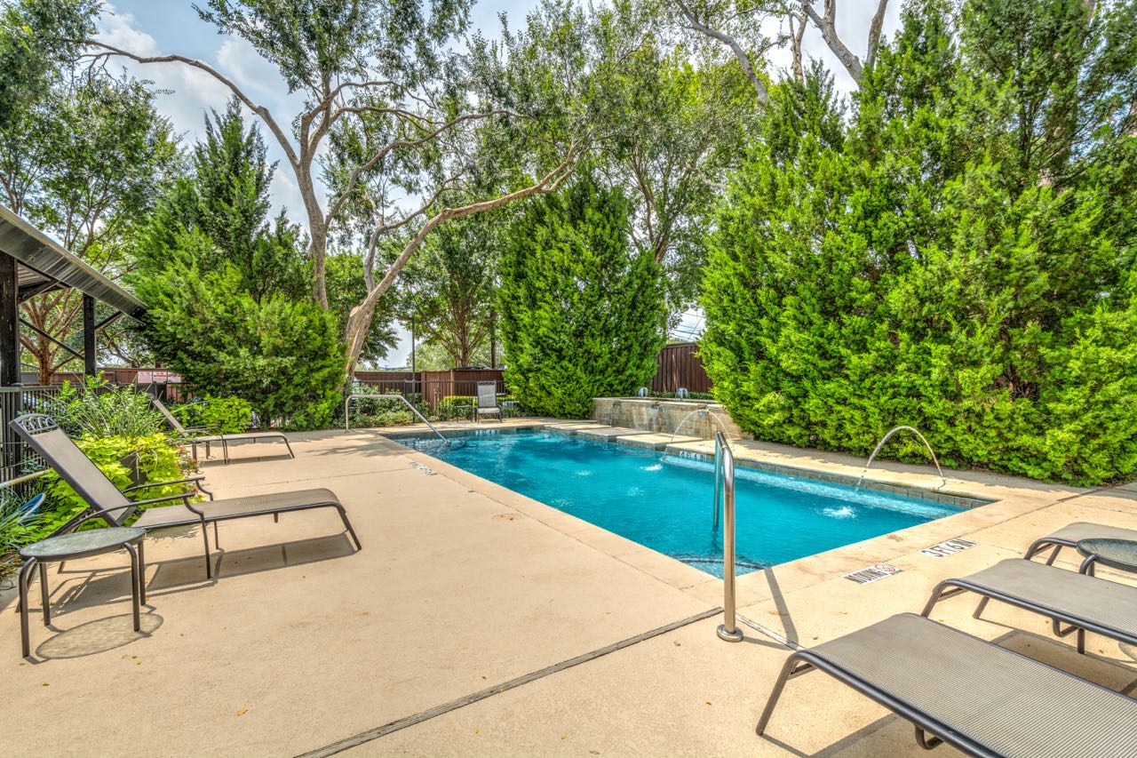 CLAY STAPP+CO Residential Real Estate Broker Dallas TX